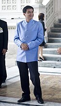 Former Thai Prime Minister Abhisit Vejjajiva wearing the "chut thai phra ratcha niyom" (Thai: ชุดไทยพระราชนิยม)