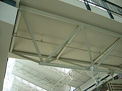 A space truss carrying a floor in The Woodlands Mall