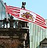 Die „Speckflagge“ des Bundeslandes Freie Hansestadt Bremen am Bremer Rathaus (Klick öffnet den Artikel)