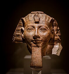 Portrait head of pharaoh Hatshepsut or Thutmose III; 1480–1425 BC