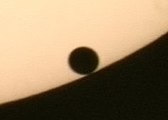 Third contact (compare to III in the diagram above) of the 2004 Venus transit as seen from the central part of the United States