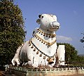 Größte Nandi-Skulptur Indiens in Mahanandi, Andhra Pradesh (18./19. Jh.)