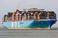 MOL Triumph läuft am 15. Mai 2017 mit 400 m Länge, 58,80 m Breite und 20.170 TEU, also als erstes Schiff mit über 20.000 Stellplätzen in die Elbe ein. Der Tiefgang betrug 13,40 m von maximal möglichen 13,90 m in Frischwasser. (Aufnahme vor Cuxhaven)