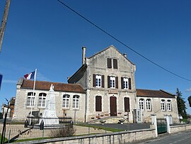 The town hall in Saint-Michel-de-Double
