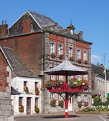 The town hall in Trélon