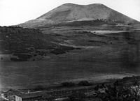 Capulin Volcano, viewed from the west (1916)