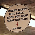 Das berühmte Schild aus Katz's Deli, hier saßen Harry und Sally