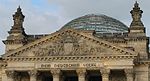 Schriftzug am Berliner Reichstag