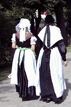 Kirchgangstracht für Protestantinnen um Bautzen