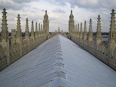 Elaborate parapets flank the roof of King's College Chapel, Cambridge.
