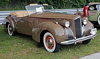 1940 Packard One-Twenty Darrin Convertible Victoria (18th series)