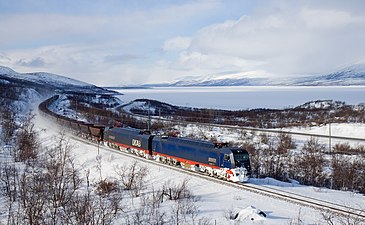IORE train and Torneträsk lake