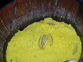 Scapece gallipolina: fried fish preserved in red wine vinegar with bread crumbs and saffron