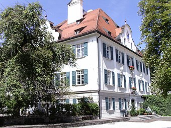 Als Haslacher Pfarrhof von Lorenzo Sciascia errichtet, jetzt Villa in Haslach (Traunstein)