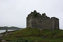 Photo of a ruined stone castle