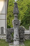 Statue Maria mit dem Kind an der Martinskirche in Bled, Slowenien[16]