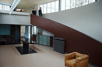 The Villa La Roche-Jeanneret (now Fondation Le Corbusier) by Le Corbusier, Paris (1923–25)