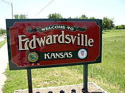 Entrance sign in Edwardsville (2016)