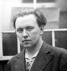 Portrait photograph of Helmut Rüdiger