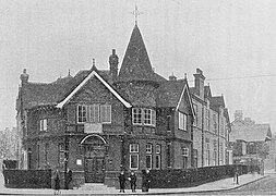 The original library after its 1907 extension